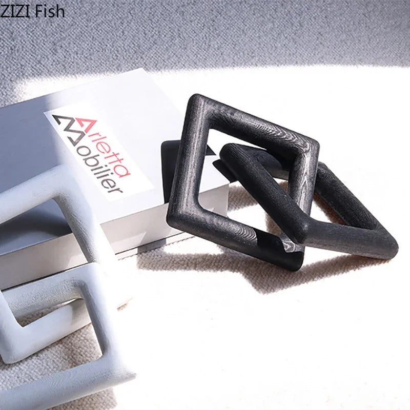 Afralia™ Square Frame Chain Statue Desk Decoration Modern Crafts Shackles Sculpture Room Decor