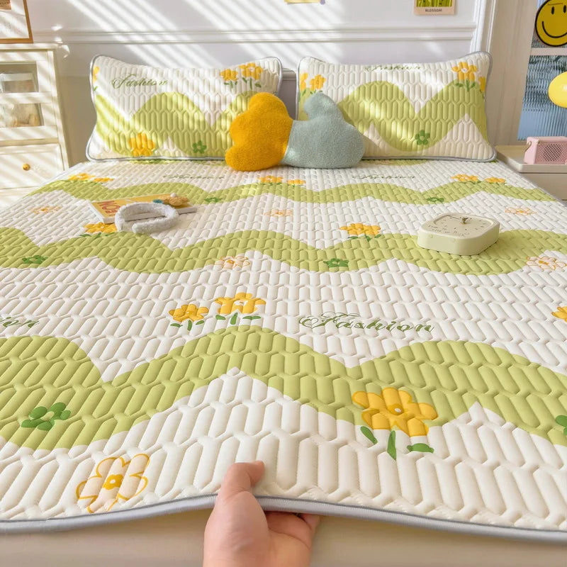 Afralia™ Super Thick Latex Queen Mattress Pad for Cool Summer Nights