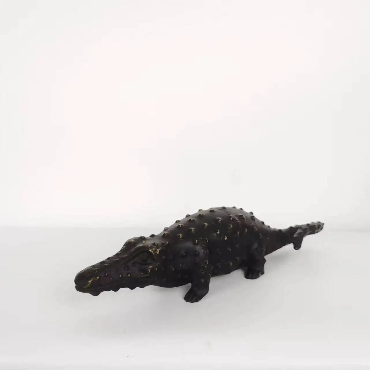 Afralia™ Golden Crocodile Sculpture Home Decor Figurines