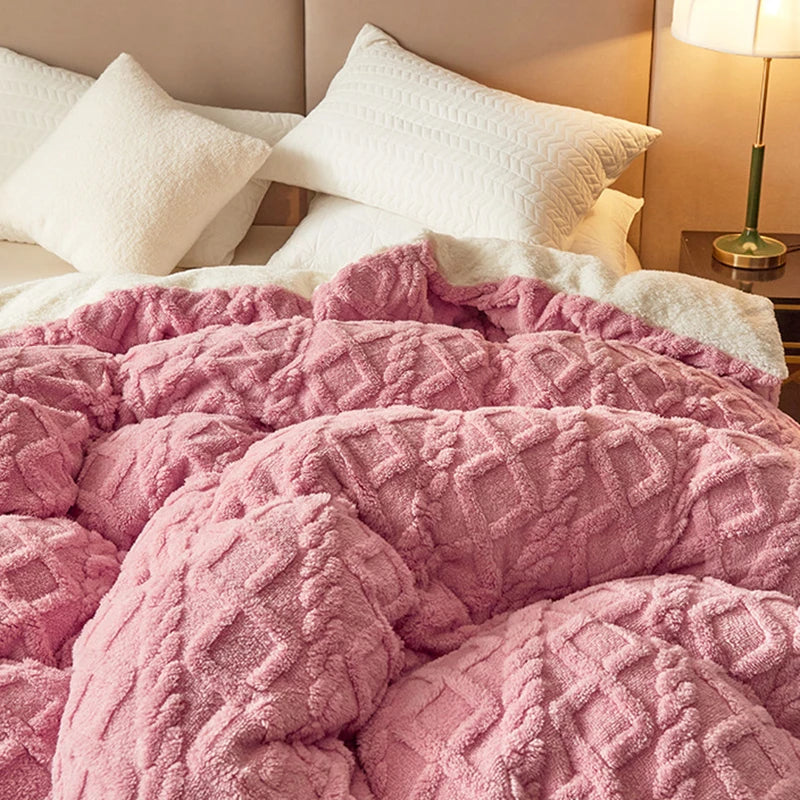 Afralia™ Geometric Pattern Taffeta Duvet Cover & Crystal Velvet Blanket Combo