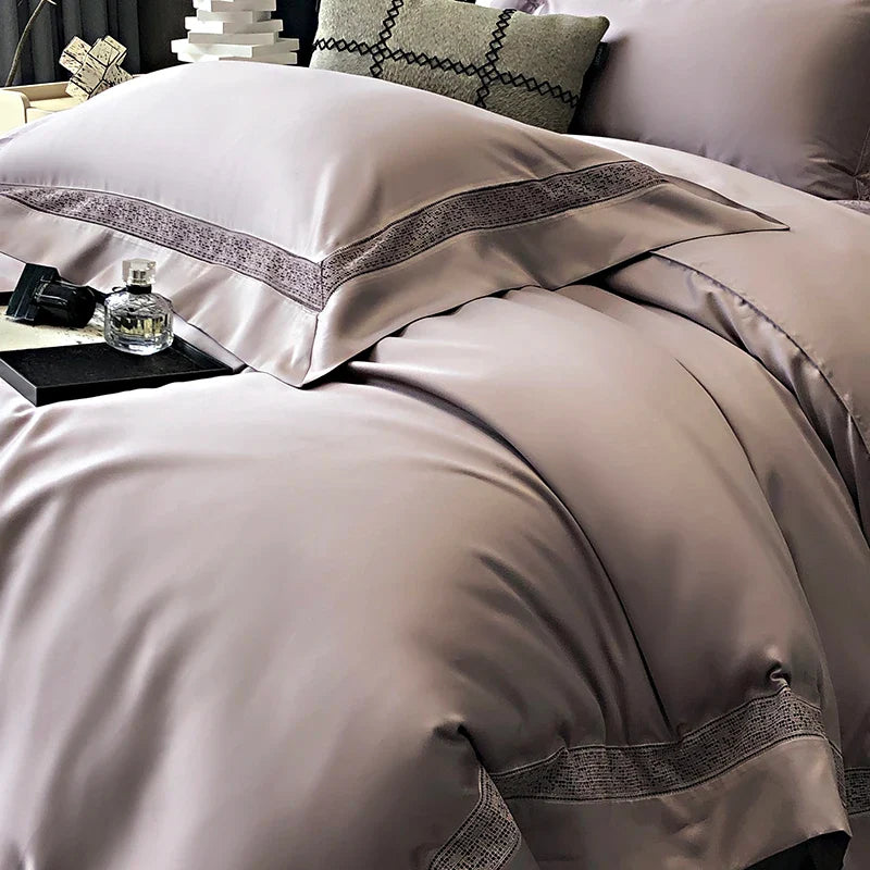 Afralia™ Silky 1500TC Egyptian Cotton Bedding Set with Wide Edge & Pillowcases