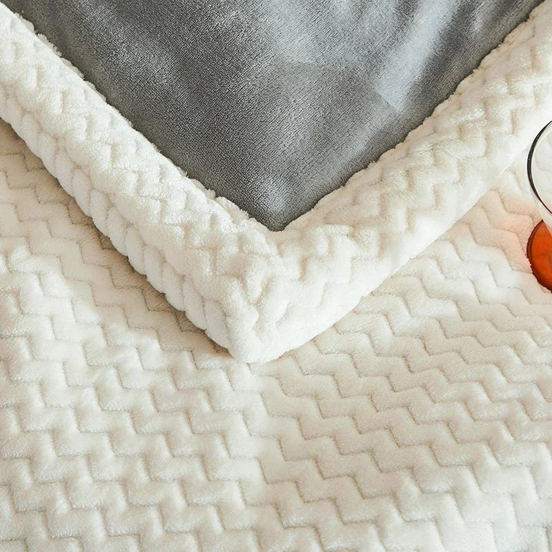 Afralia™ Cozy Winter Fleece Blanket | Queen Size Soft & Warm Duvet Quilt Blanket