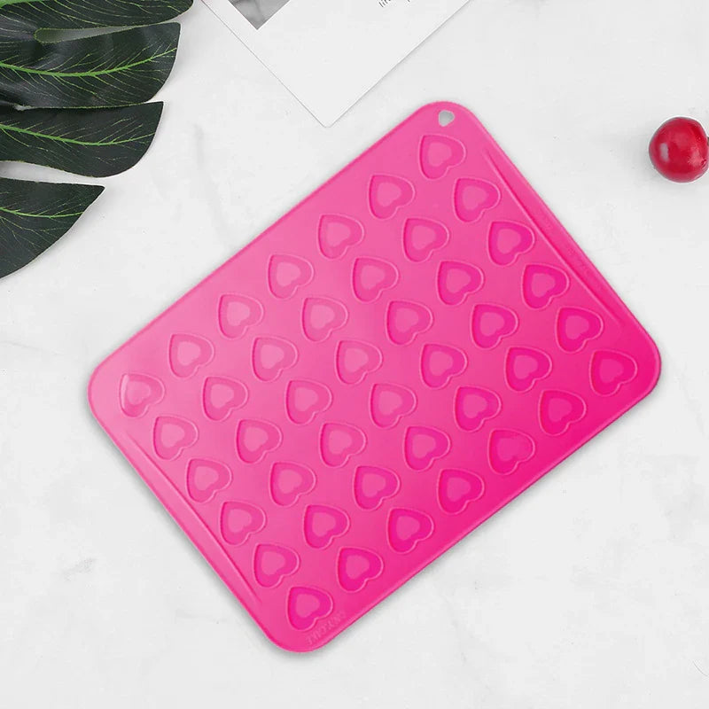 Afralia™ Silicone Heart-Shaped Macaron Baking Mat for Cake Making and Oven Baking