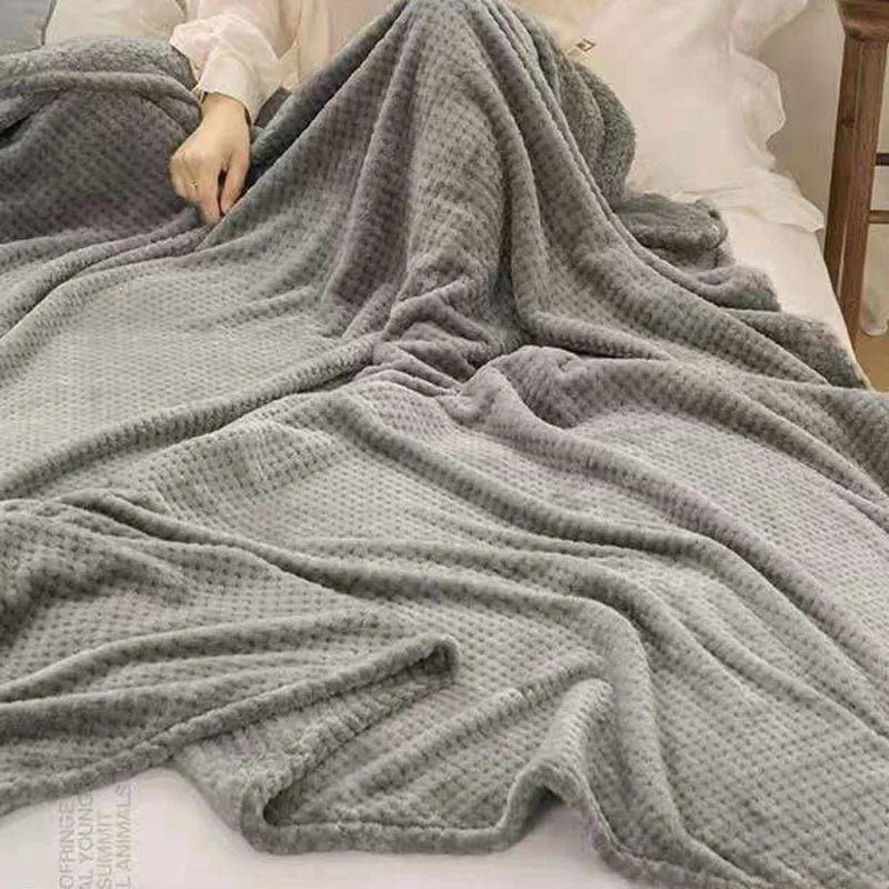 Afralia™ Pineapple Grid Flannel Blanket: Lightweight & Cozy for All Seasons