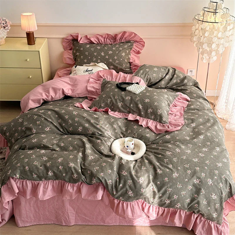 Afralia™ French Floral Cotton Bedding Set with Big Lace Ruffles, Fresh Flowers