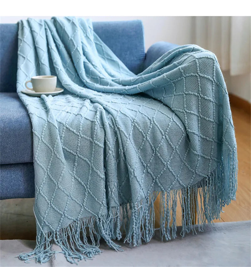 Afralia™ Plaid Knit Throw Blanket with Tassels - Cozy Home Decor for Sofa, Bed, or Shawl