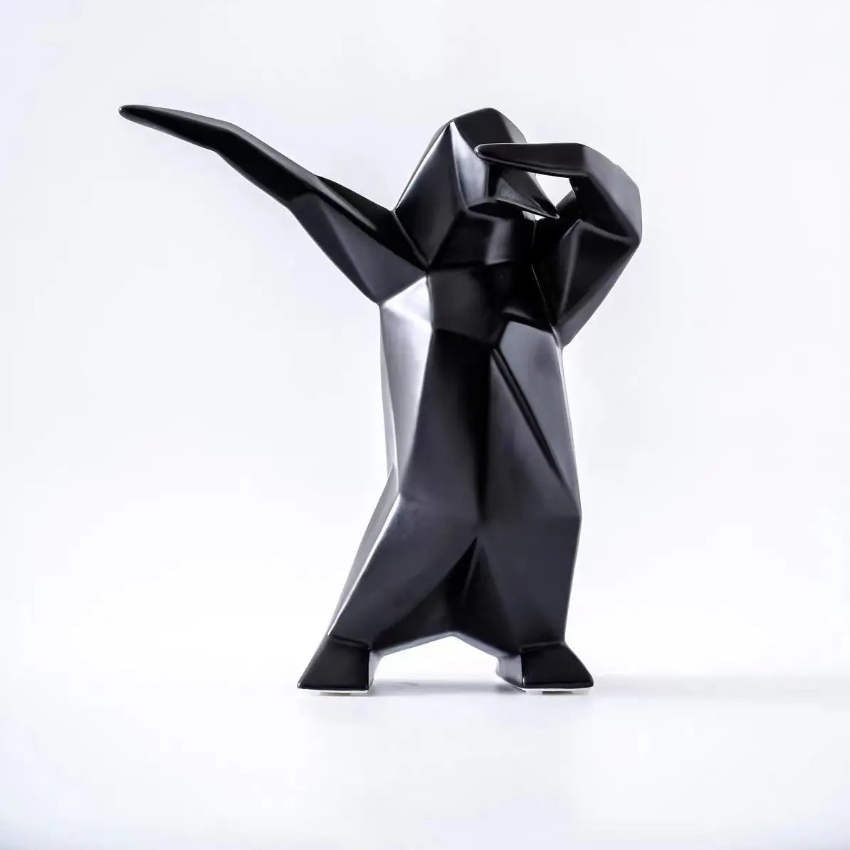 Afralia™ Penguin Geometric Ornament - Modern Minimalist Desktop Decoration