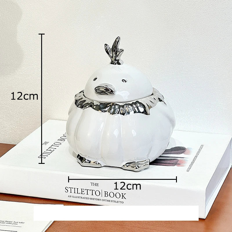 Afralia™ Garlic Duck Ceramic Ashtray with Lid - Unique Desk Decoration and Smoking Accessory