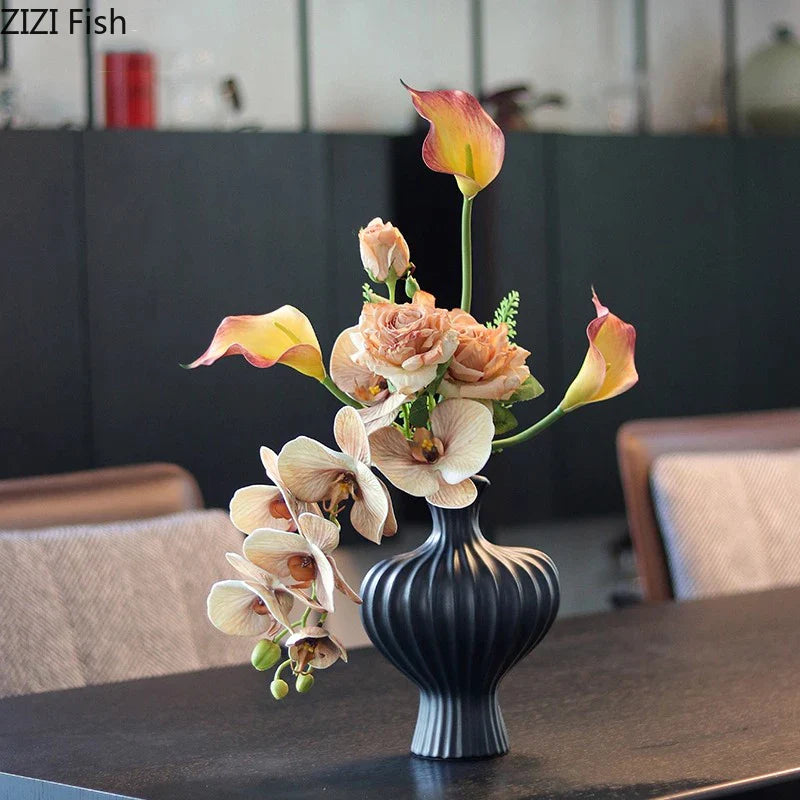 Afralia™ Heart Ceramic Vase for Table Flowers Arrangement and Room Aesthetic Decor