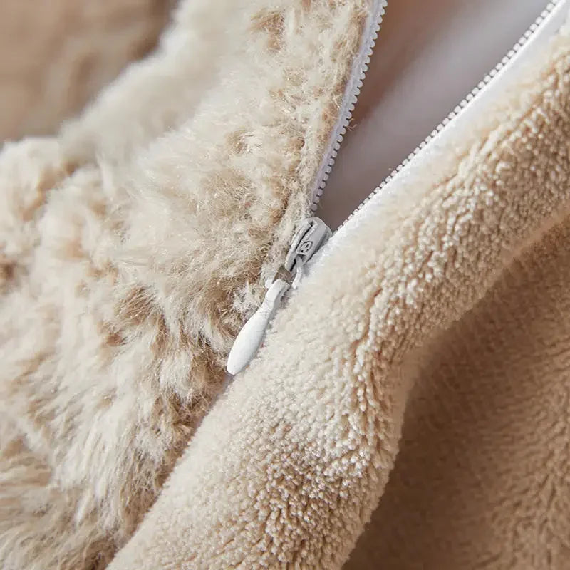 Afralia™ Cozy Rabbit Velvet Queen Bedding Set for Autumn/Winter