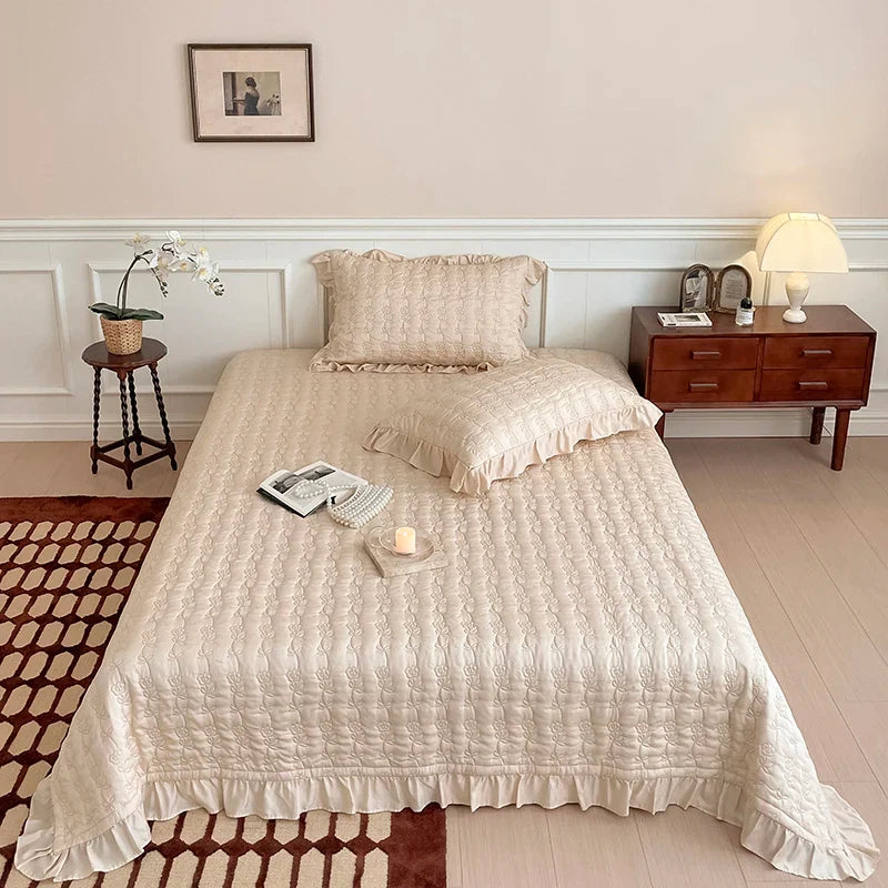 Afralia™ Lyocell Flower Embroidery Bedspread Set