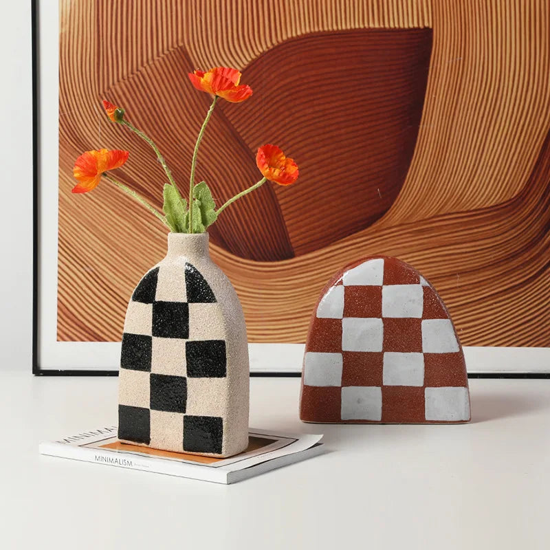 Afralia™ Geometric Check Ceramic Vase for Stylish Flower Arrangements