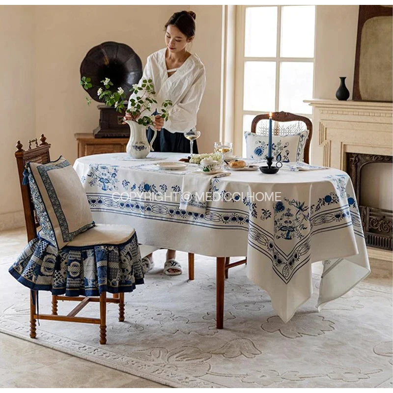 Afralia™ Blue Onion Print Tablecloth Overlay: Luxe French Pastoral Banquet Dining Decoration