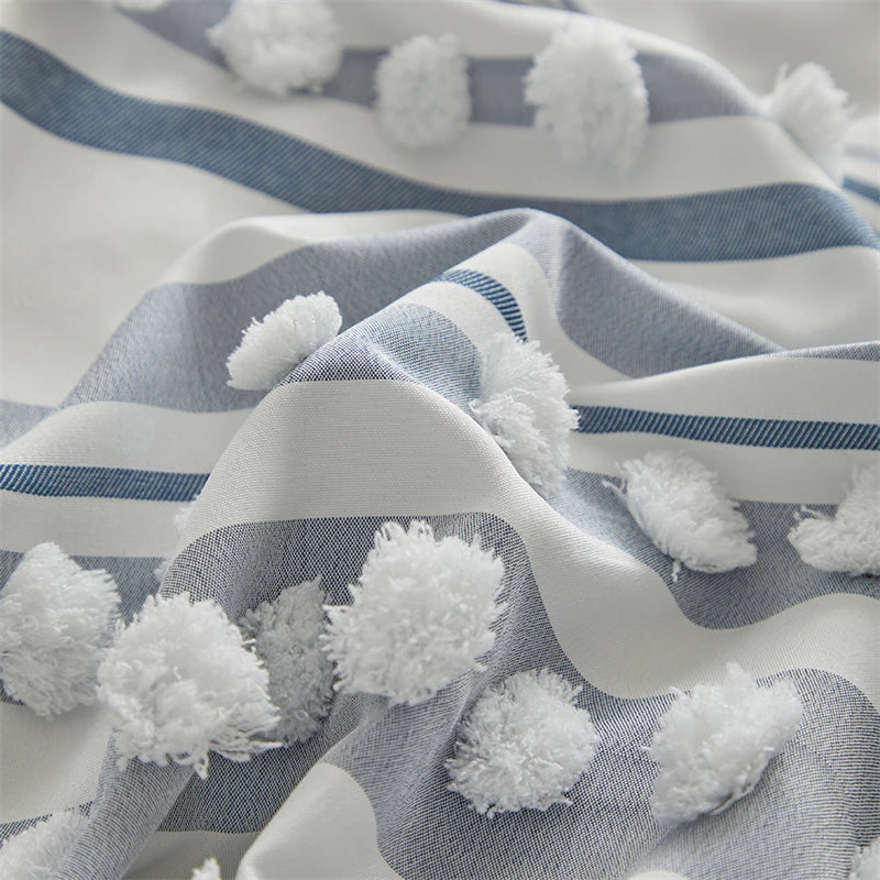 Afralia™ Luxury Striped Cut Flowers King Duvet Set with Tassels & Pillowcases