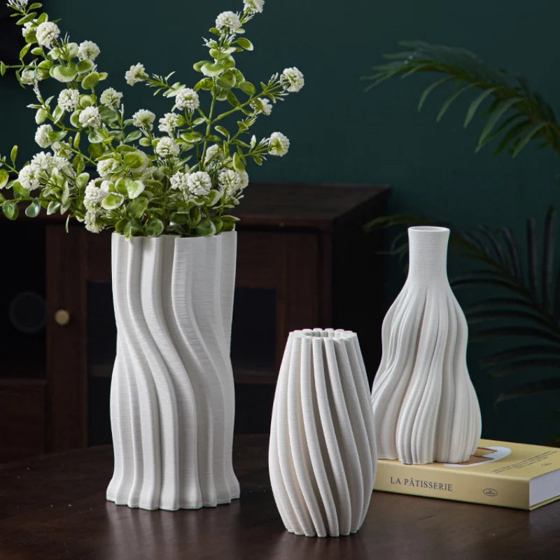 Afralia™ White Geometric Circle Ceramic Vase - Handcrafted Floral Arrangement Accessory