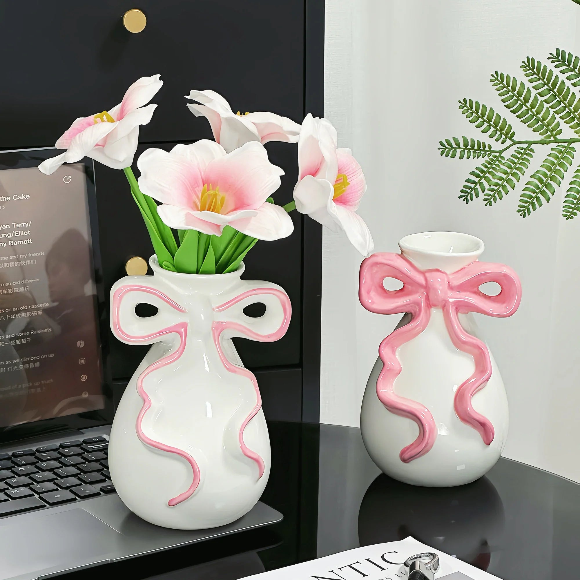 Afralia™ 3D Ribbon Ceramic Vase with Cute Bow - Home Floral Decoration