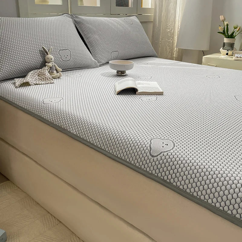 Afralia™ Summer Cool Bean Bear Jacquard Sheet Set - Lightweight & Breathable