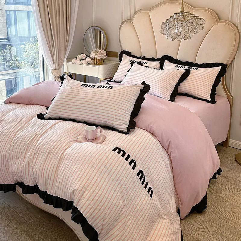 Afralia™ Ruffles Striped Bedding Set for Full Bed - Double-sided Skin-friendly Summer Linens