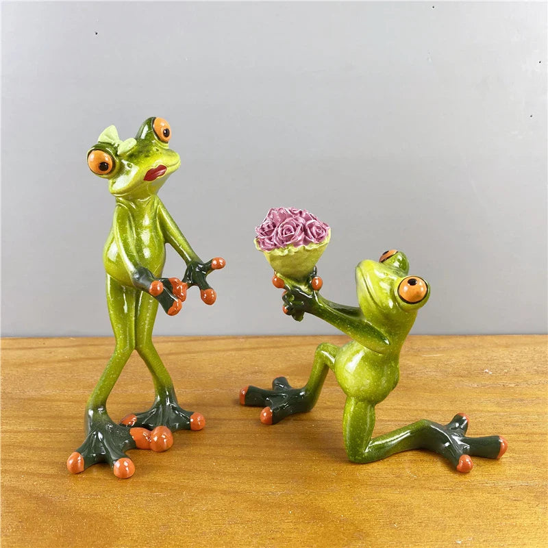 Afralia™ Leggy Frog Couple Figurine: Modern Wedding Home Decor Statue