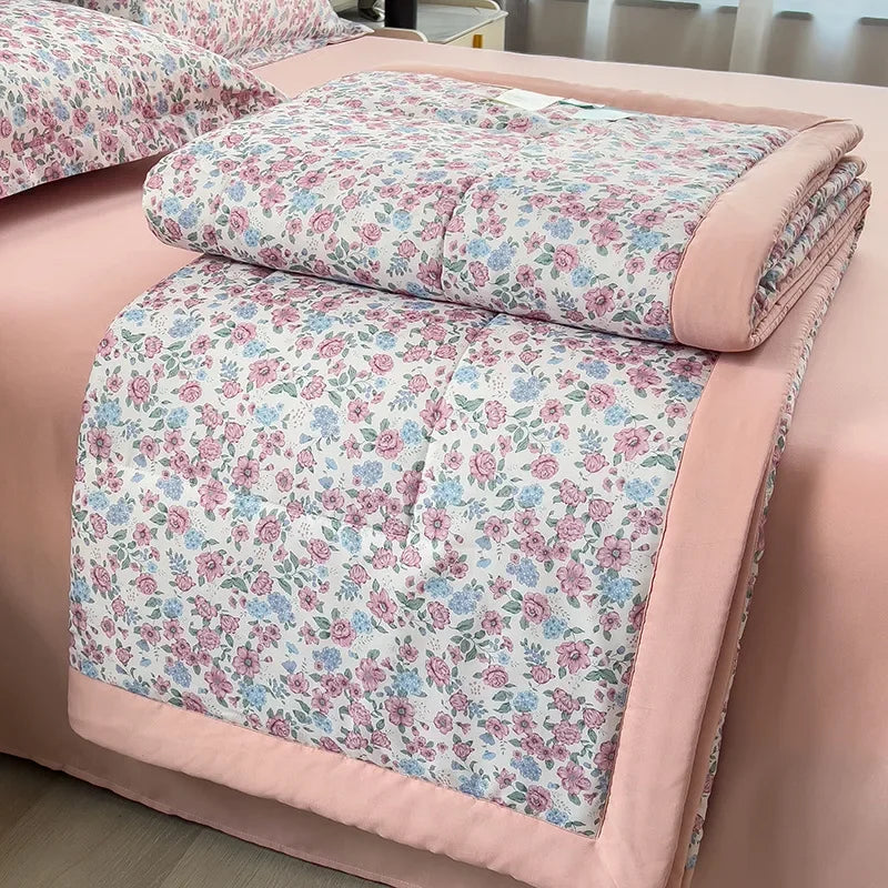 Afralia™ Retro Print Summer Cooling Comforter for Queen/King Beds