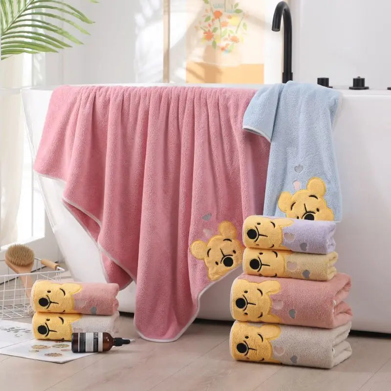 Winnie Bear 5-Piece Towel Bath Set - Soft and Absorbent Coral Velvet