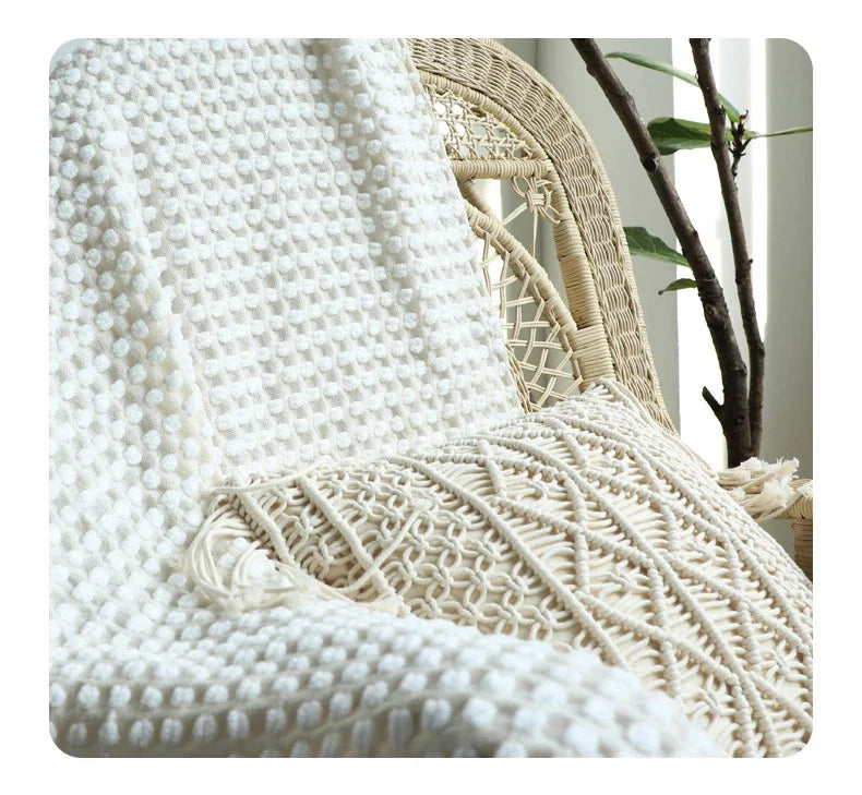 Afralia™ Knitted Nordic White Casual Blanket - Soft & Comfortable Sofa Throw Bed End Cover for Home Decor & Travel