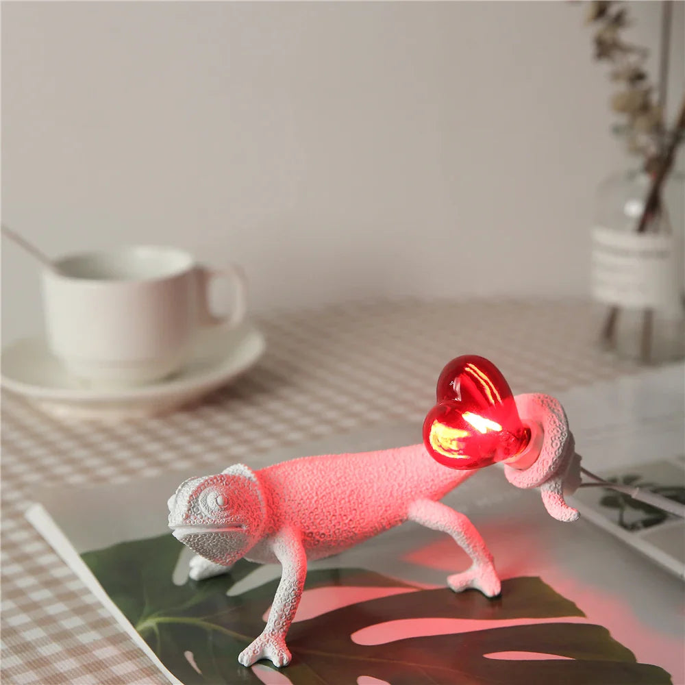 Resin Lizard Night Light Chameleon Table Lamp LED Wall Lamp Afralia™ Luminarie