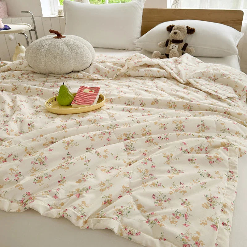 Afralia™ Floral Print Summer Quilt - Soft, Lightweight, Breathable Blanket