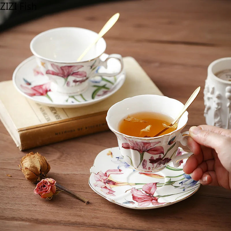 Afralia™ Iris Pattern Porcelain Gilded Mug Set for Stylish Tea & Coffee Enjoyment