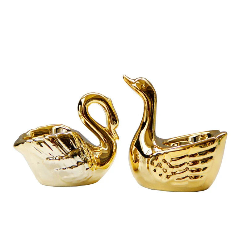 Afralia™ Nordic Swan Candlestick Holder Set for Romantic Tabletop Decor