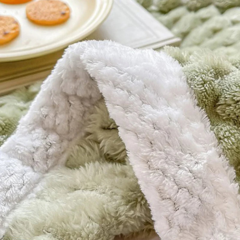 Afralia™ Pineapple Shape Golden Turtle Velvet Summer Blanket