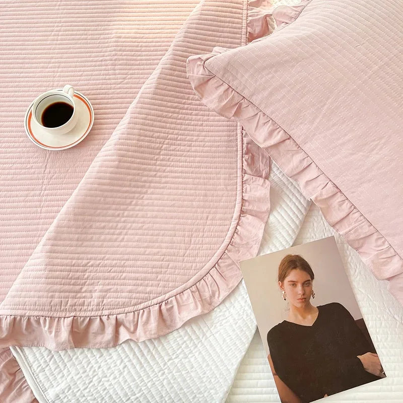 Afralia™ Quilted Cotton Queen Bed Cover Set with Ruffles - Soft & Comfortable Home Bedspread