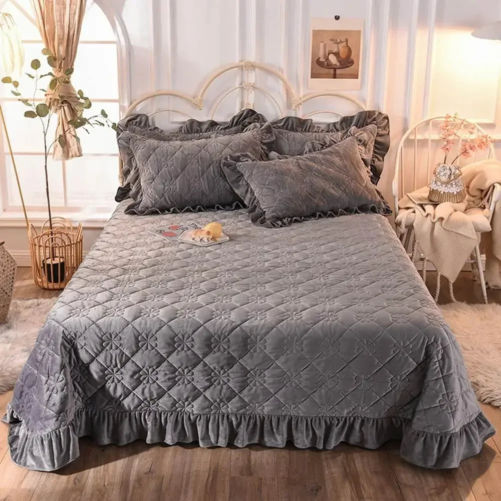 Afralia™ Nordic Pink Velvet Quilting Bedspread Set with Pillowcases