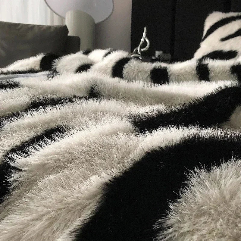 Afralia™ Faux Fox Fur Luxury Blanket for Bed & Sofa - Premium Plush & Warm Weighted Throw