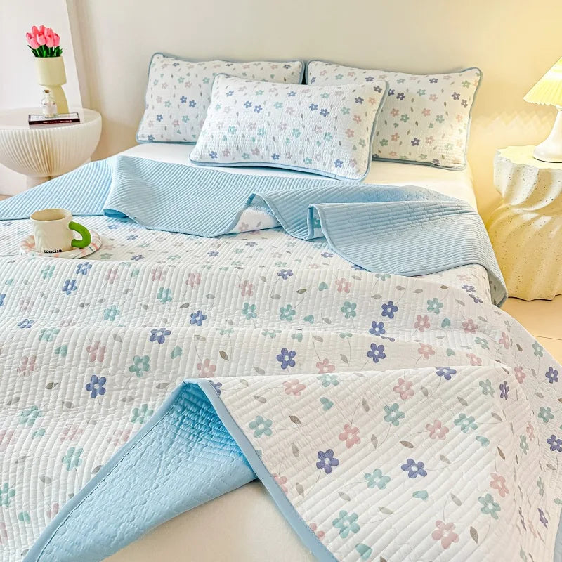 Afralia™ Rural Floral Print Reversible Quilted Bedspread for All Seasons