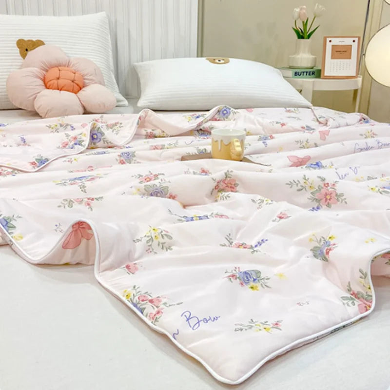 Afralia™ Silky Summer Cooling Blanket Lightweight Breathable Quilt for Bed