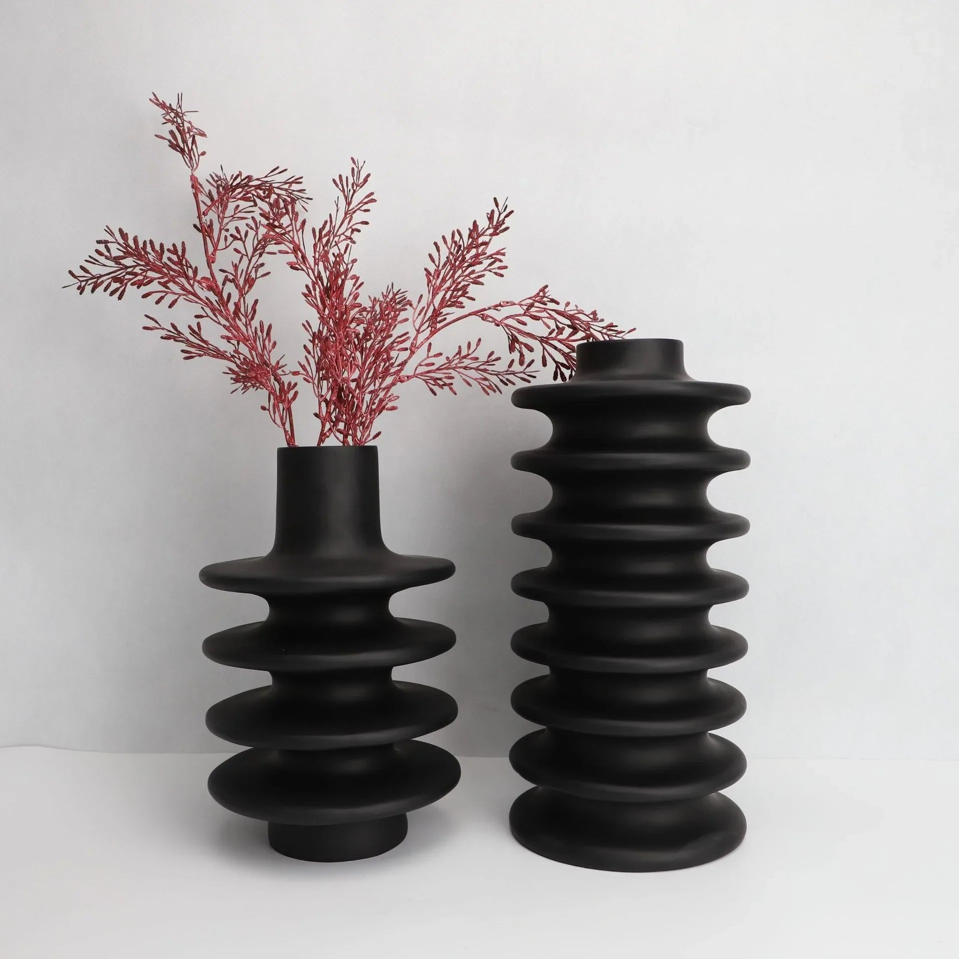 Afralia™ Geometric Circle Spiral Black Resin Vase - Home Decor Flower Pot