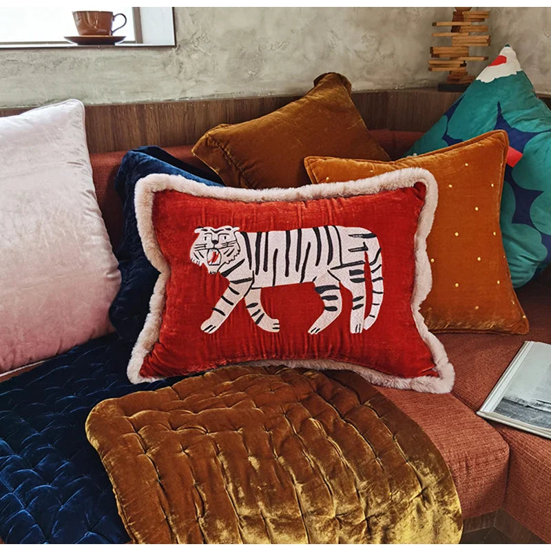 Afralia™ Furry Tiger Embroidery Velvet Cushion Cover 40x55cm: Retro Charm Luxury Home Decor