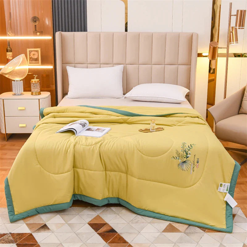 Afralia™ Mugwort Fibre Summer Quilt: Antibacterial, Mosquito Repellent, Skin-Friendly Comforter