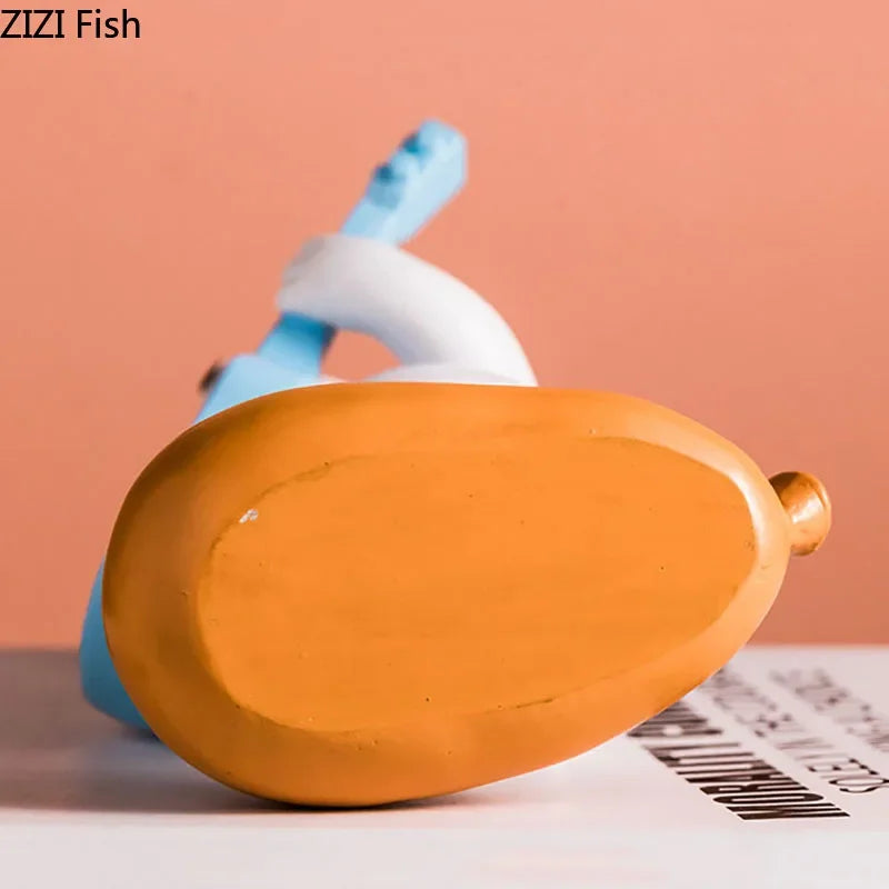 Afralia™ Polar Bears Music Band Figurines Desk Decor Resin Sculpture - Lovely Animal Musicians