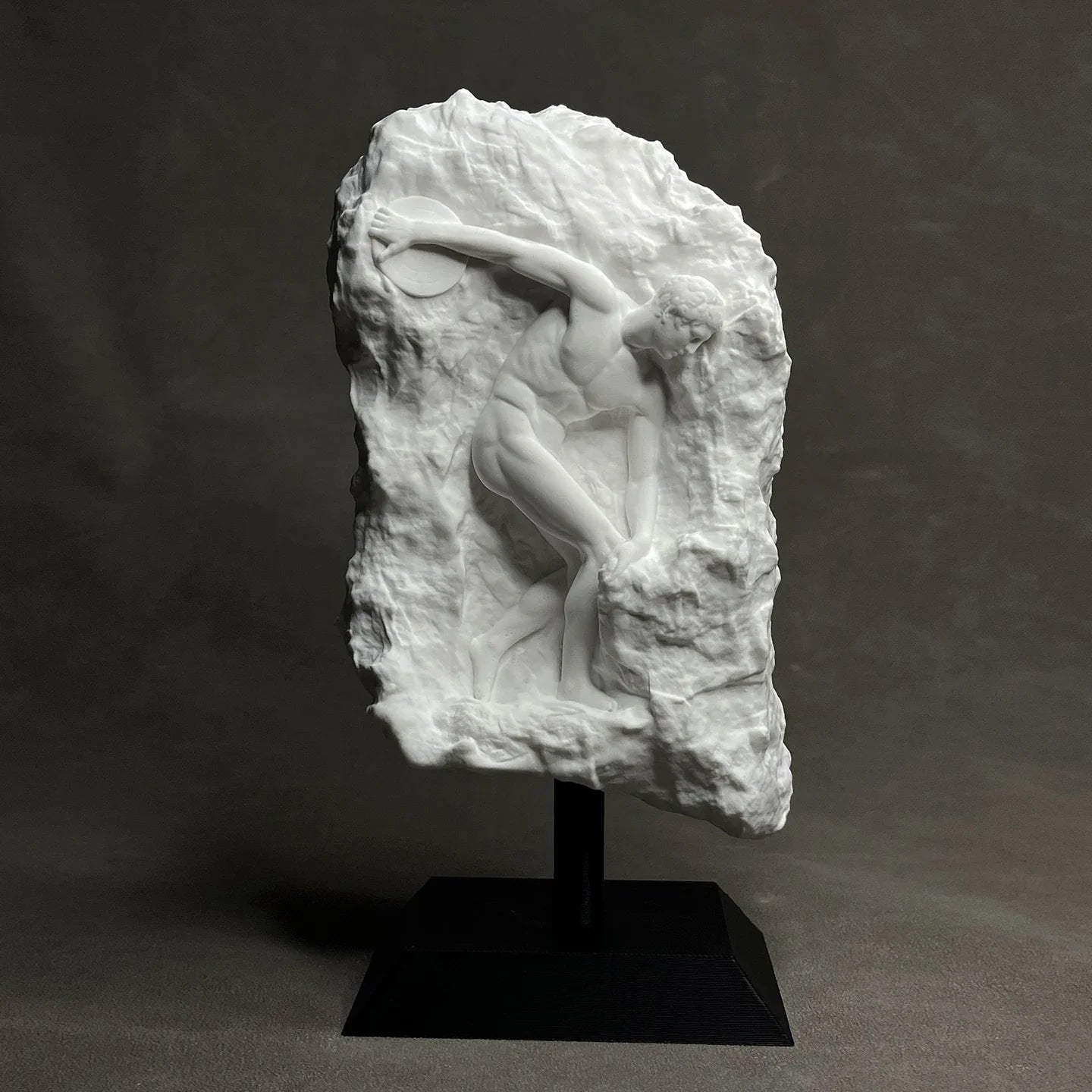 Afralia™ Discus Throwing Nude Sculpture Home Decor Figurine