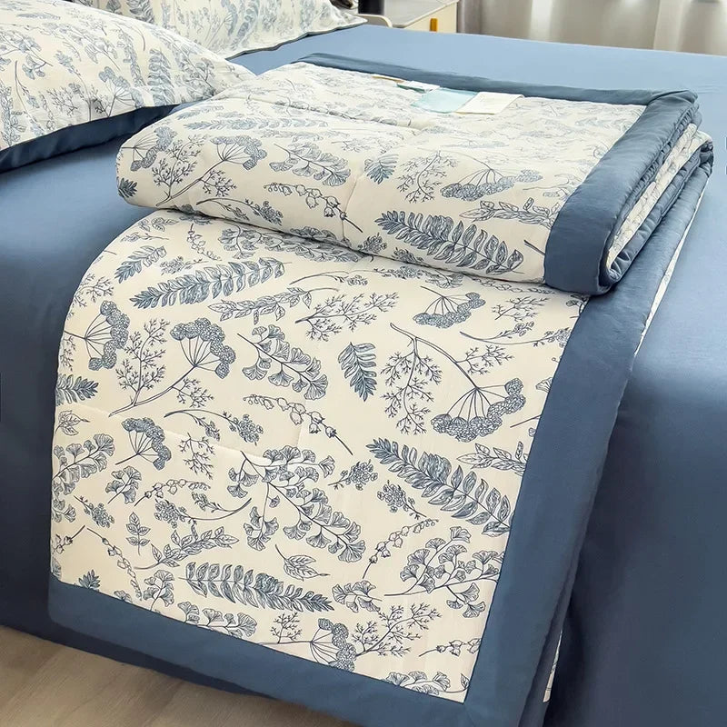 Afralia™ Retro Print Summer Cooling Comforter for Queen/King Beds