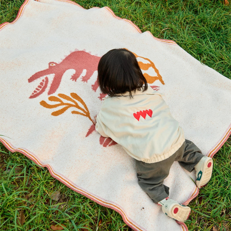 Afralia™ Kawaii Crocodile Pattern Throw Blanket