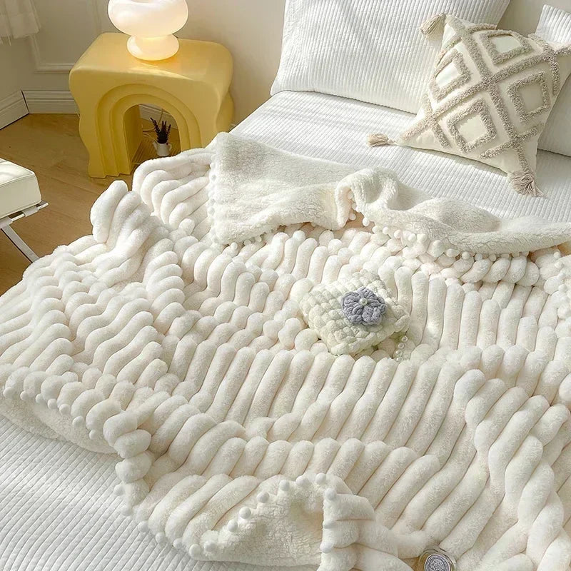 Afralia™ Luxe Faux Rabbit & Lamb's Wool Weighted Blanket for Cozy Autumn Winter Warmth
