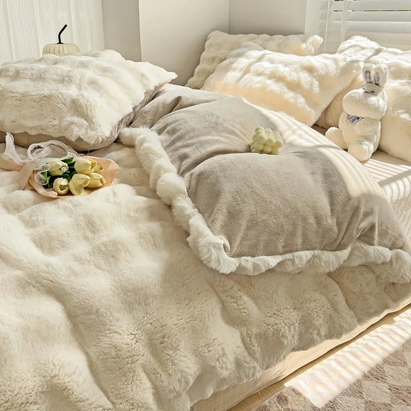 Luxury Faux Fur Bedding Set by Afralia™: Super Soft Bubble Fleece Duvet Cover, Quilt, and Sheet Set.