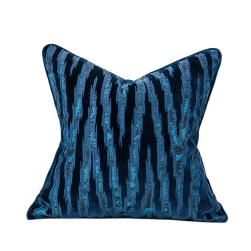 44231810580643|44231811563683|44231811596451