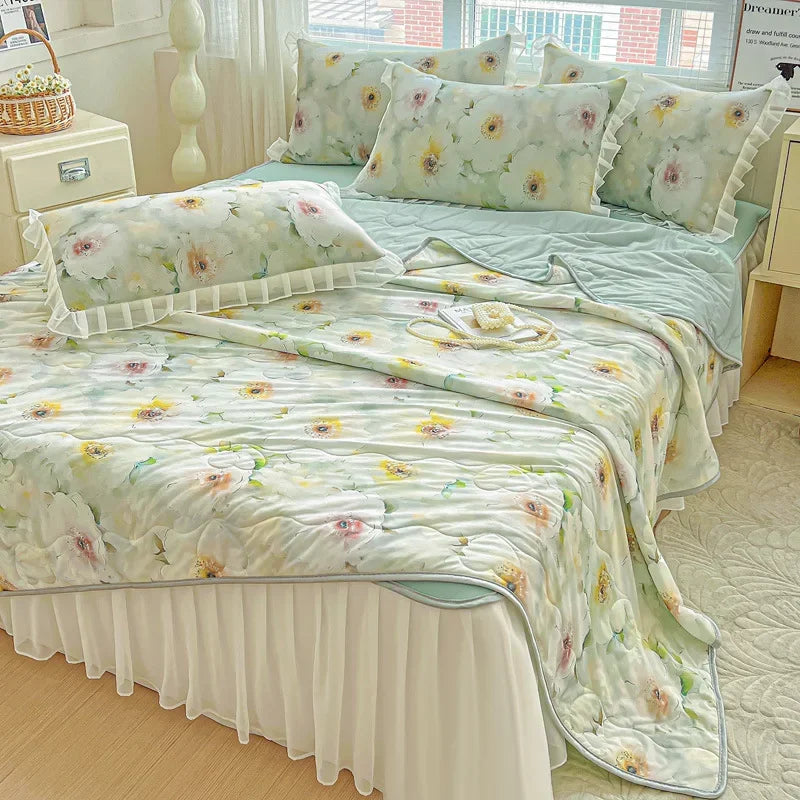Afralia™ Floral Summer Cooling Quilt for Double Single Bed - Soft & Breathable