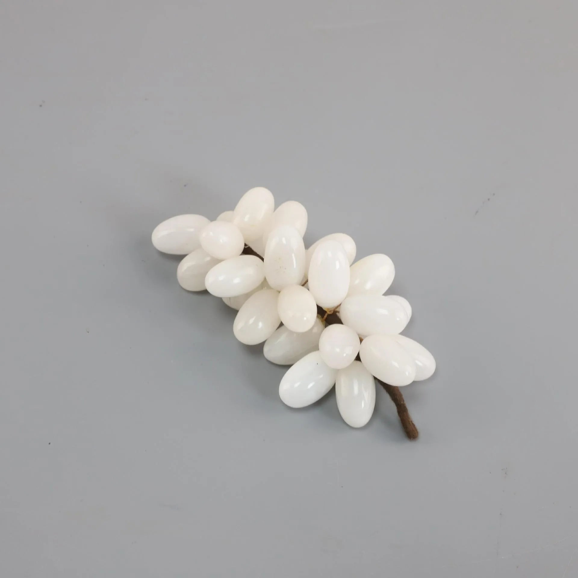 Afralia™ Jade Grape Sculpture Handmade Desk Decor Fruit Figurine