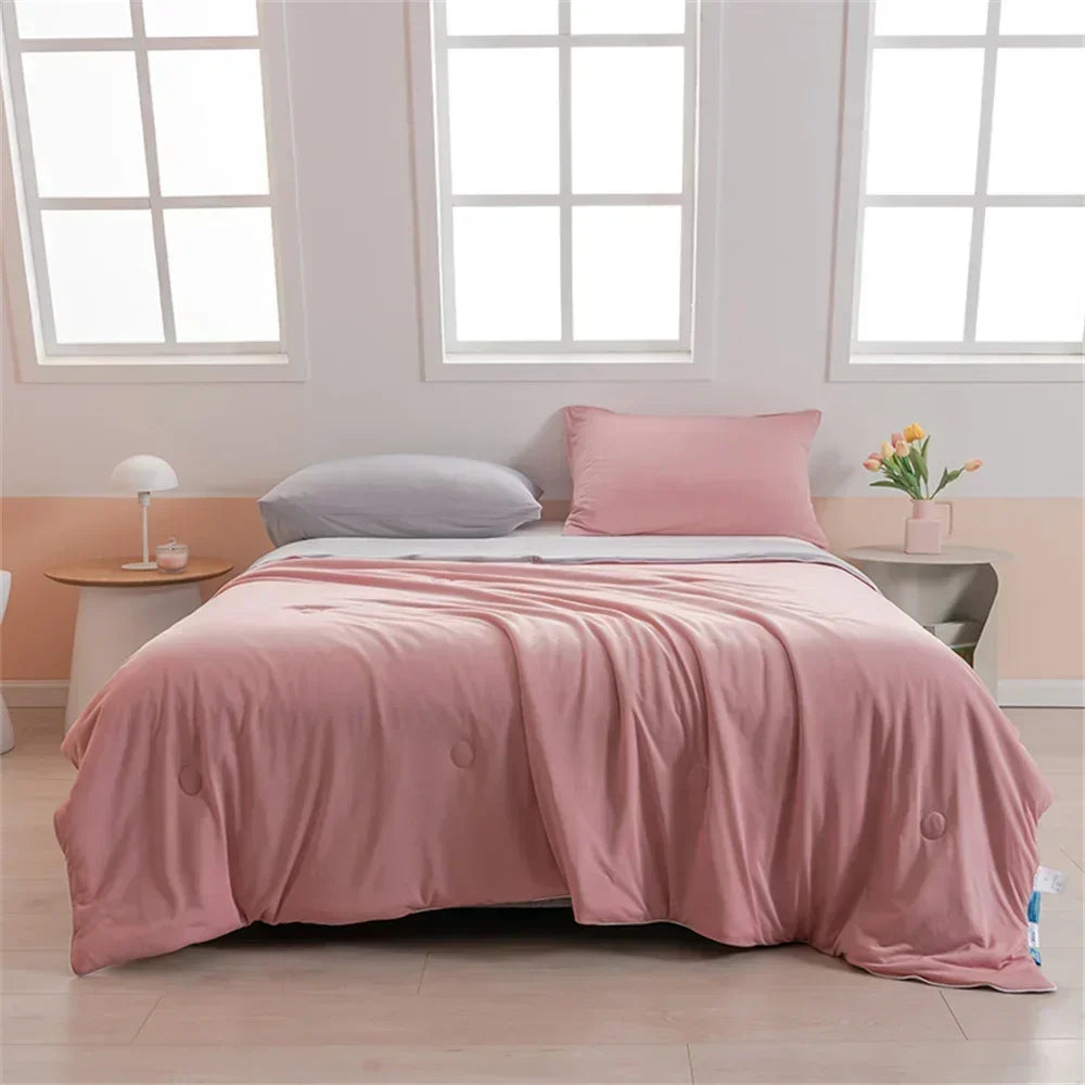 Afralia™ Lightweight Cool Quilt Summer Throws in Solid Colors Twin Queen Size