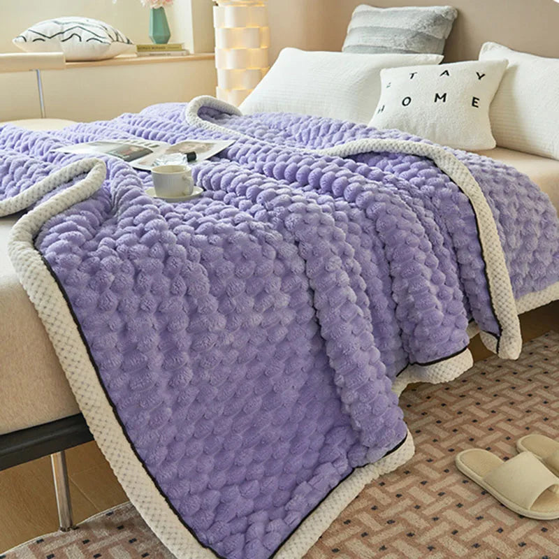 Afralia™ Cozy Taffeta Velvet Blanket - Soft Plush Fluffy Warm Comforter for Bedroom